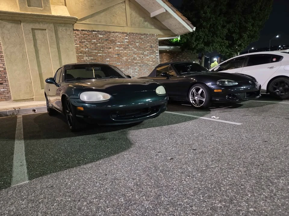1999 Mazda NB MX-5 Miata - Image 4 of 10