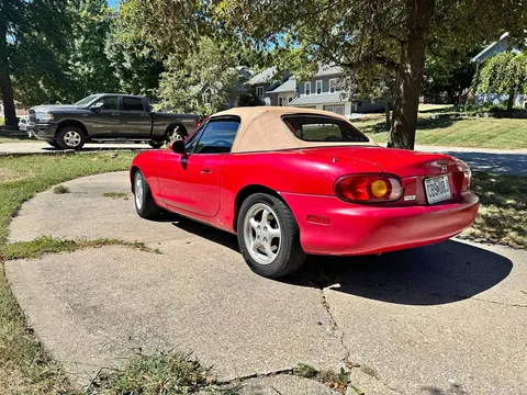1999 Mazda MX-5