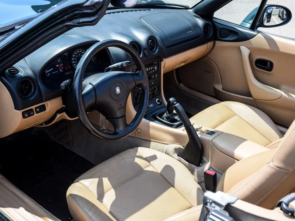 1999 Mazda NB MX-5 Miata - Image 4 of 5