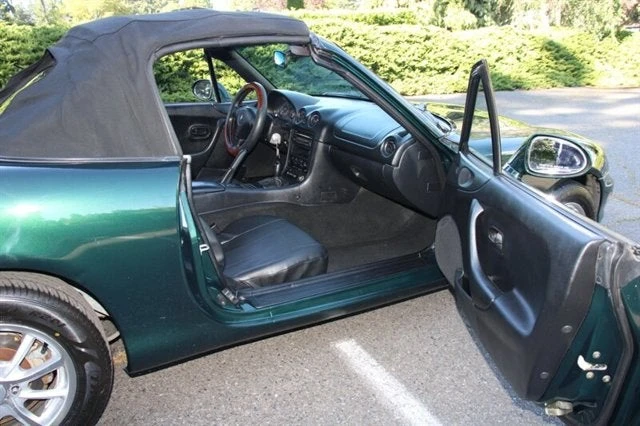 1999 Mazda NB MX-5 Miata - Image 19 of 20