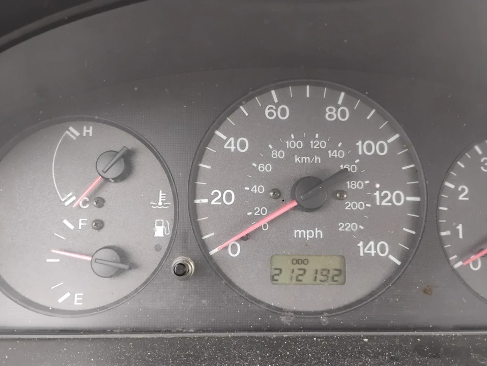 1999 Mazda Mazda 3 - Image 3 of 16