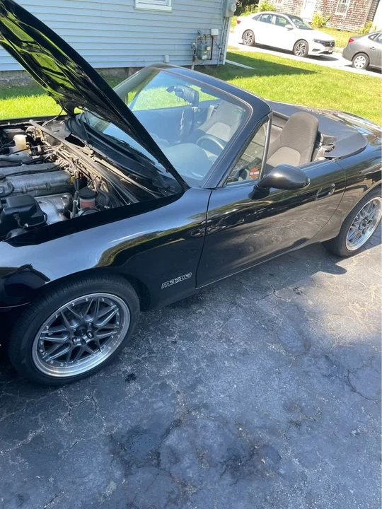 1999 Mazda NB MX-5 Miata - Image 2 of 10