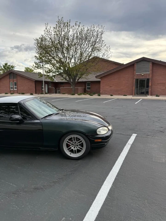 1999 Mazda NB MX-5 Miata - Image 4 of 10