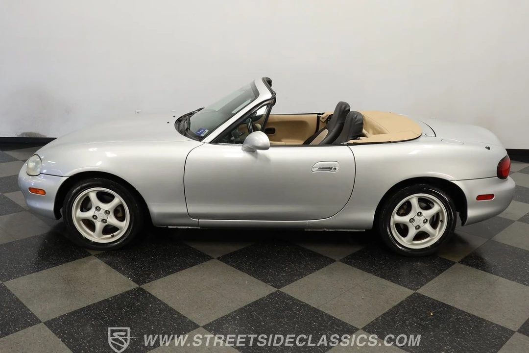 1999 Mazda NB MX-5 Miata - Image 2 of 12