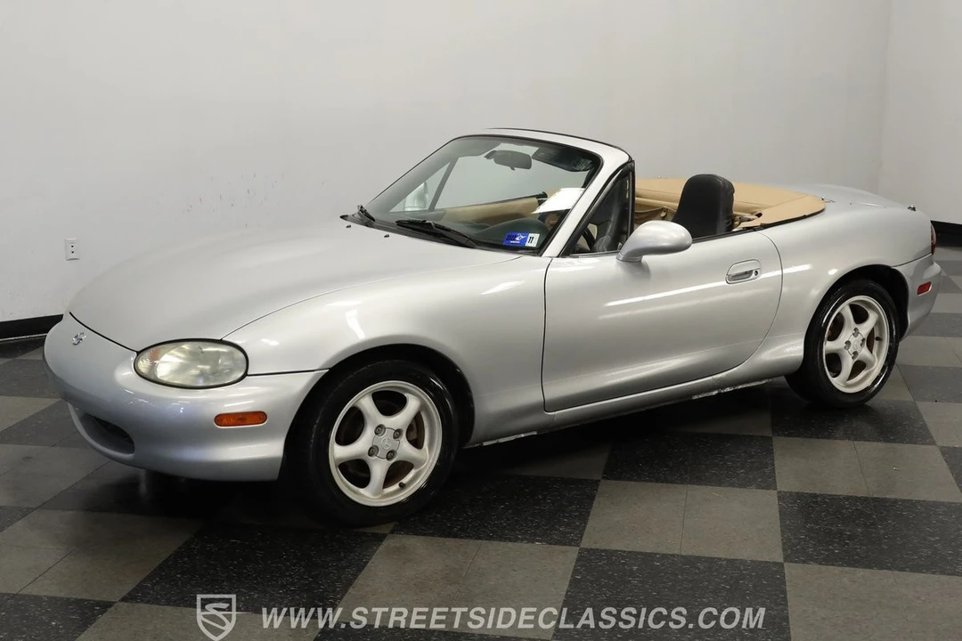 1999 Mazda NB MX-5 Miata - Image 5 of 12