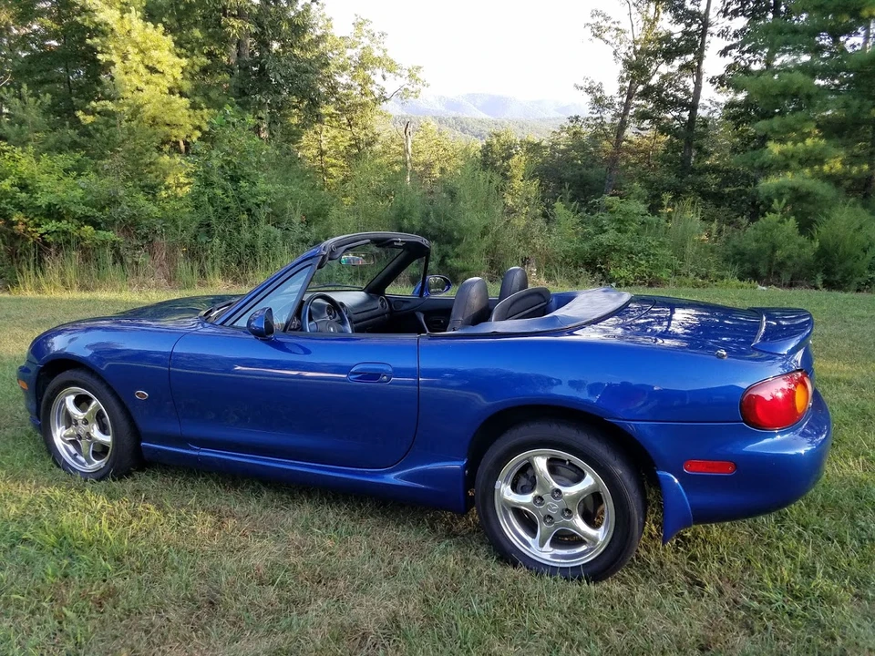 1999 Mazda NB MX-5 Miata - Image 6 of 31