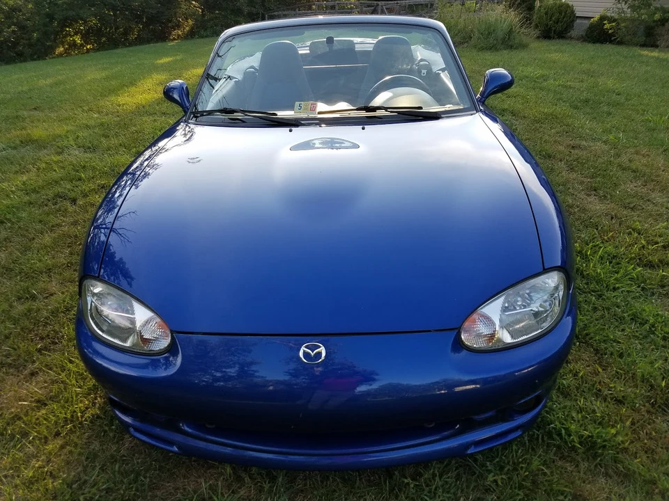 1999 Mazda NB MX-5 Miata - Image 2 of 31