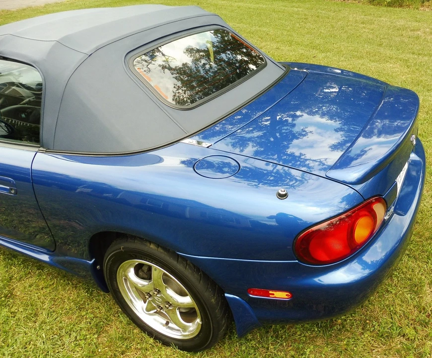 1999 Mazda NB MX-5 Miata - Image 16 of 31