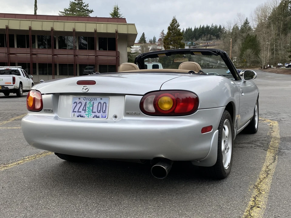 1999 Mazda NB MX-5 Miata - Image 3 of 31