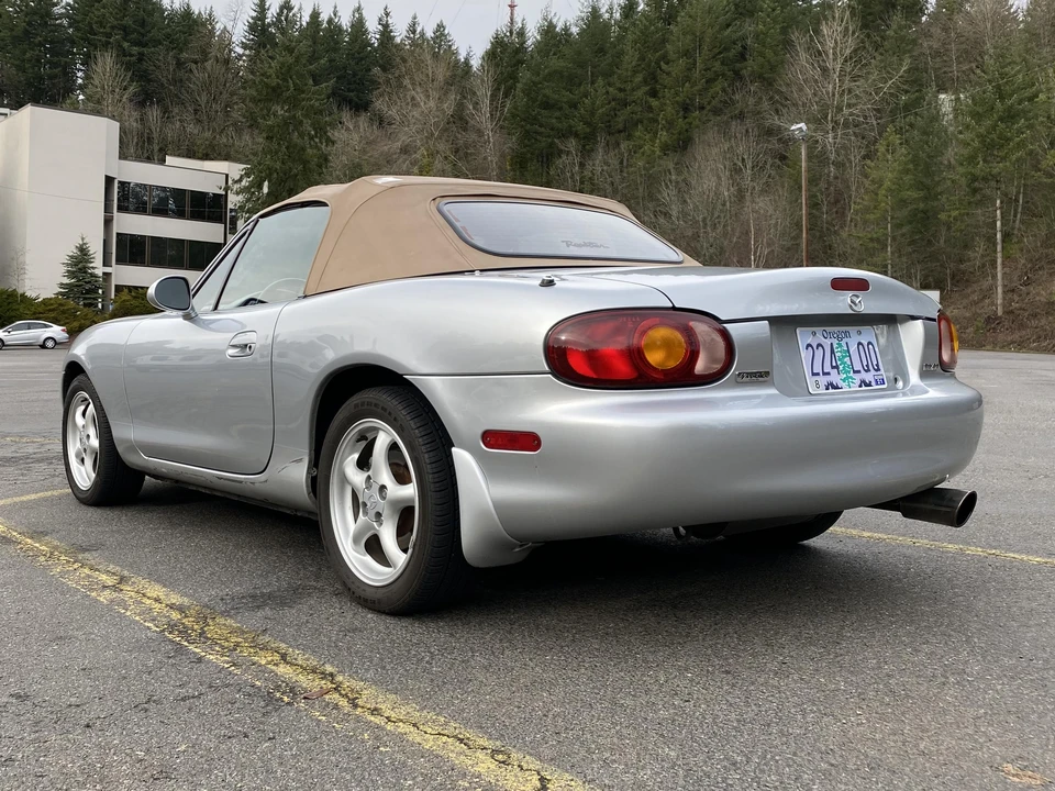 1999 Mazda NB MX-5 Miata - Image 4 of 31