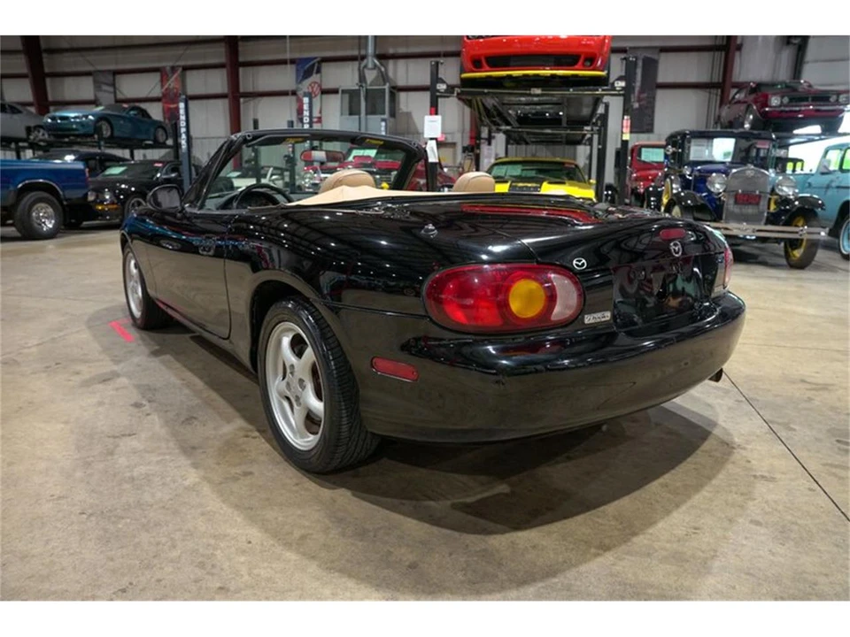1999 Mazda NB MX-5 Miata - Image 6 of 31