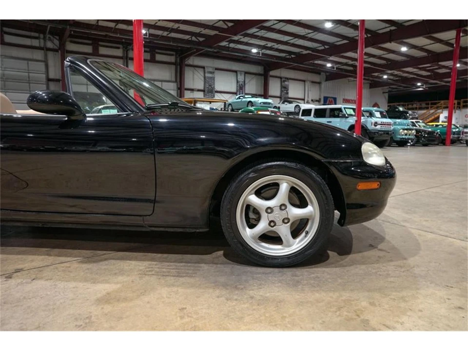 1999 Mazda NB MX-5 Miata - Image 11 of 31