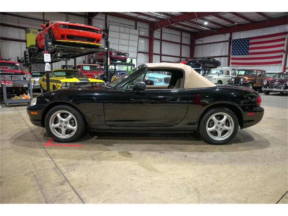 1999 Mazda NB MX-5 Miata - Image 21 of 31