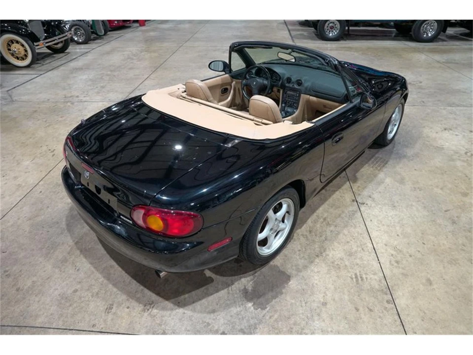 1999 Mazda NB MX-5 Miata - Image 17 of 31