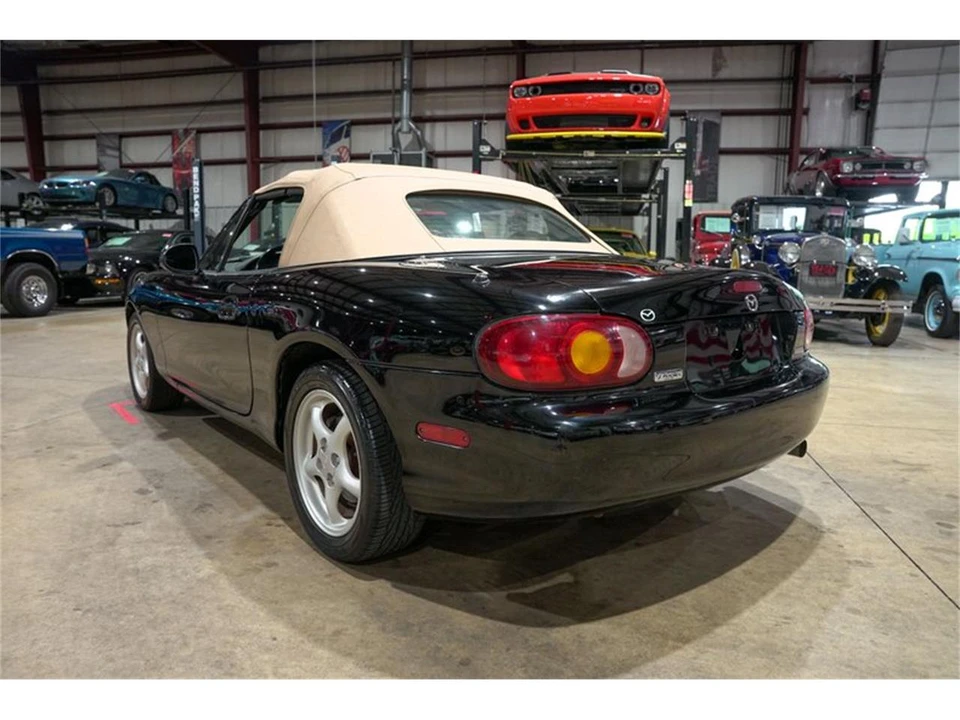 1999 Mazda NB MX-5 Miata - Image 22 of 31