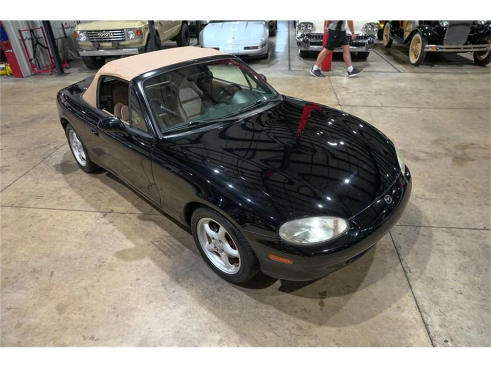 1999 Mazda NB MX-5 Miata - Image 28 of 31