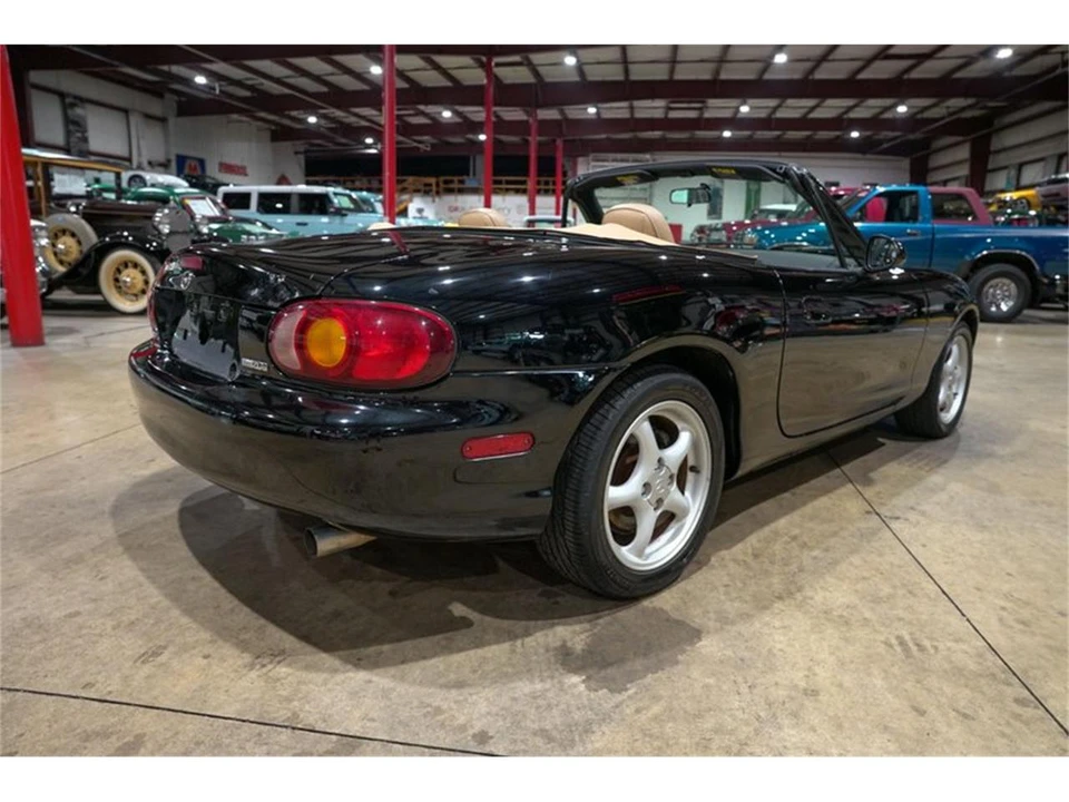1999 Mazda NB MX-5 Miata - Image 8 of 31