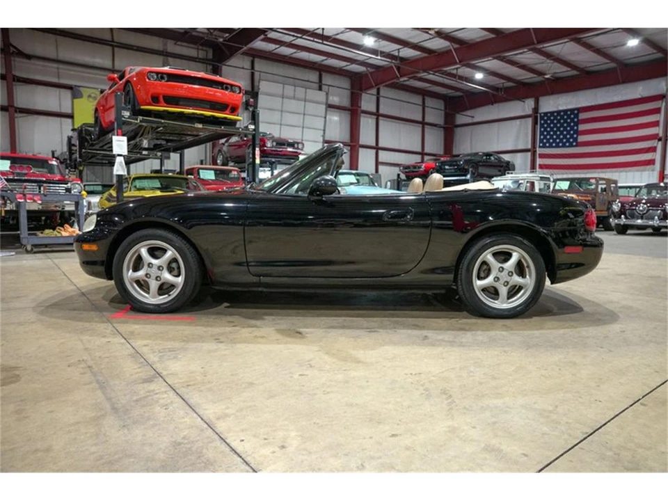 1999 Mazda NB MX-5 Miata - Image 4 of 31