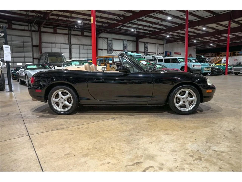 1999 Mazda NB MX-5 Miata - Image 10 of 31