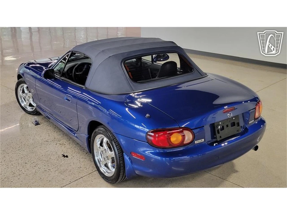 1999 Mazda NB MX-5 Miata - Image 28 of 31