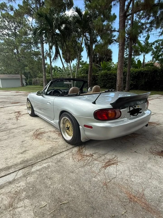 1999 Mazda NB MX-5 Miata - Image 7 of 10