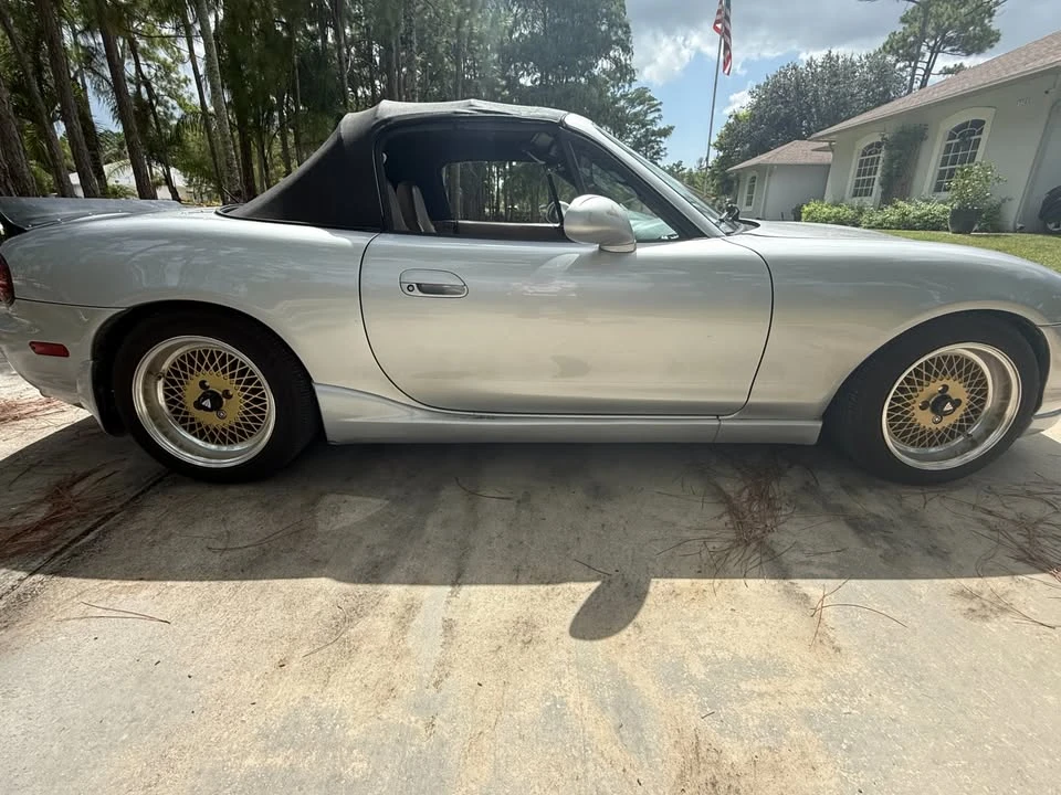 1999 Mazda NB MX-5 Miata - Image 3 of 10