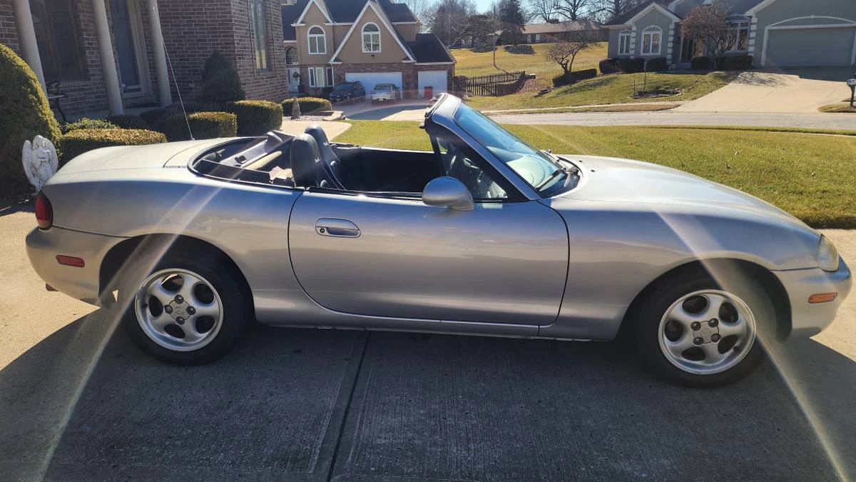 1999 Mazda NB MX-5 Miata - Image 11 of 23