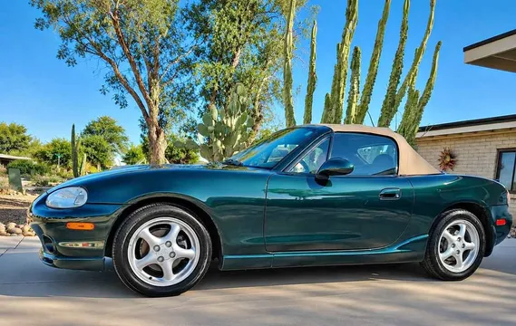 1999 Mazda Miata MX-5