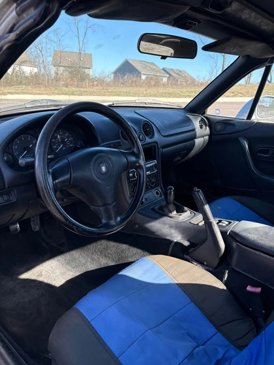 1999 Mazda NB MX-5 Miata - Image 4 of 7