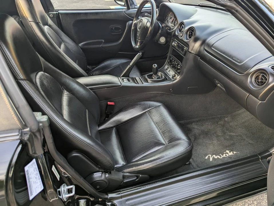 1999 Mazda NB MX-5 Miata - Image 4 of 9