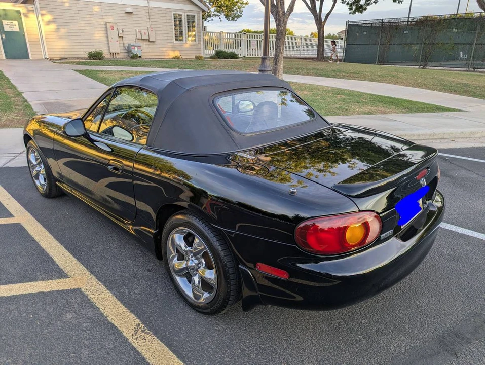 1999 Mazda NB MX-5 Miata - Image 8 of 9
