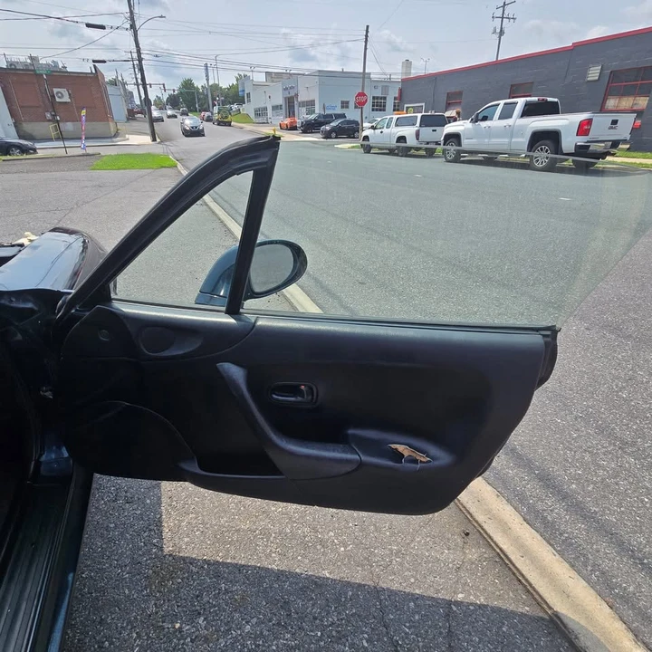 1999 Mazda NB MX-5 Miata - Image 12 of 15
