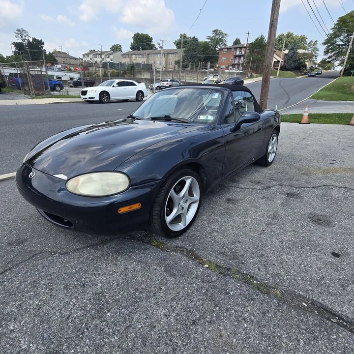 1999 Mazda NB MX-5 Miata - Image 5 of 15
