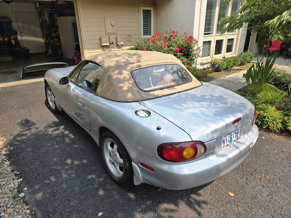 1999 Mazda NB MX-5 Miata - Image 5 of 22