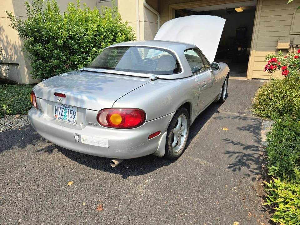 1999 Mazda NB MX-5 Miata - Image 18 of 22