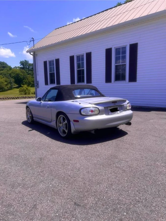 1999 Mazda NB MX-5 Miata - Image 6 of 12
