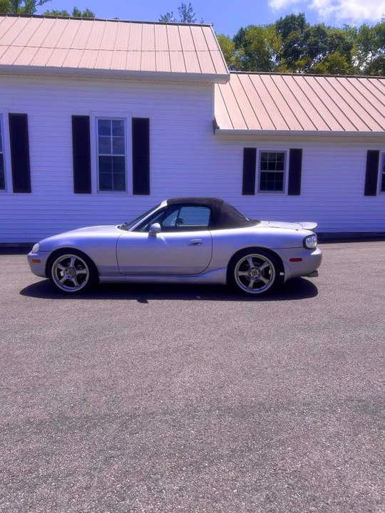 1999 Mazda NB MX-5 Miata - Image 4 of 12