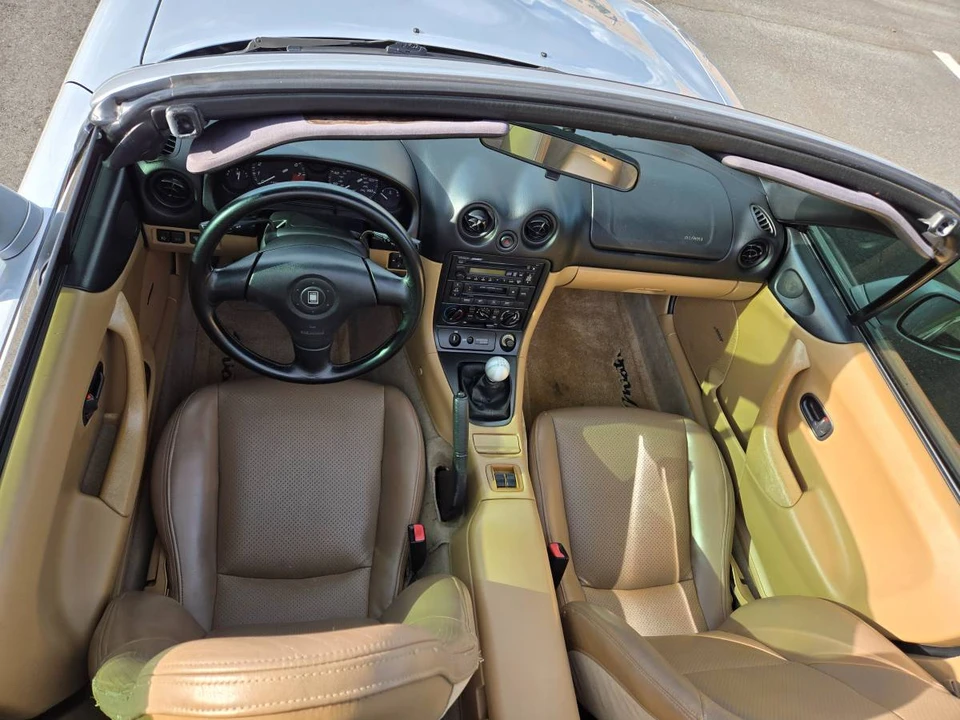 1999 Mazda NB MX-5 Miata - Image 11 of 16