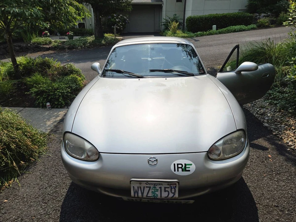 1999 Mazda NB MX-5 Miata - Image 8 of 22