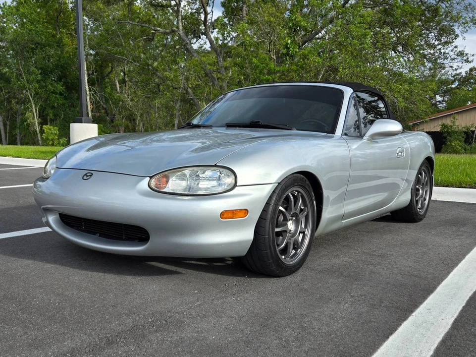 1999 Mazda NB MX-5 Miata - Image 3 of 16