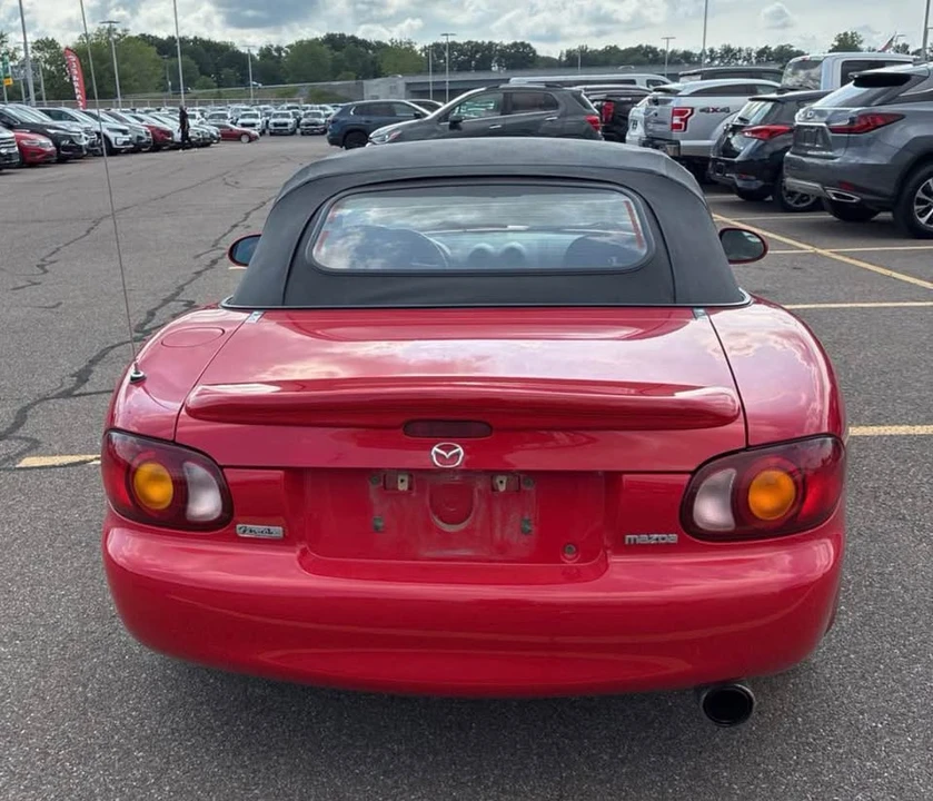 1999 Mazda NB MX-5 Miata - Image 7 of 20