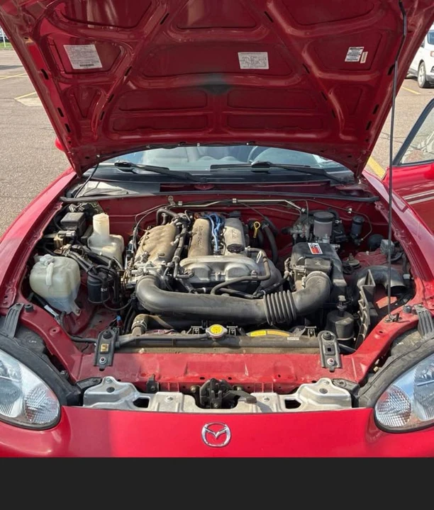 1999 Mazda NB MX-5 Miata - Image 17 of 20