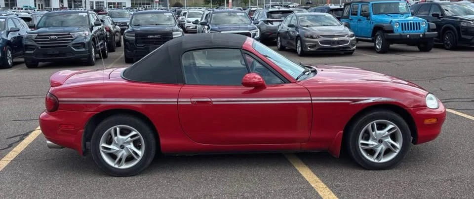 1999 Mazda NB MX-5 Miata - Image 5 of 20