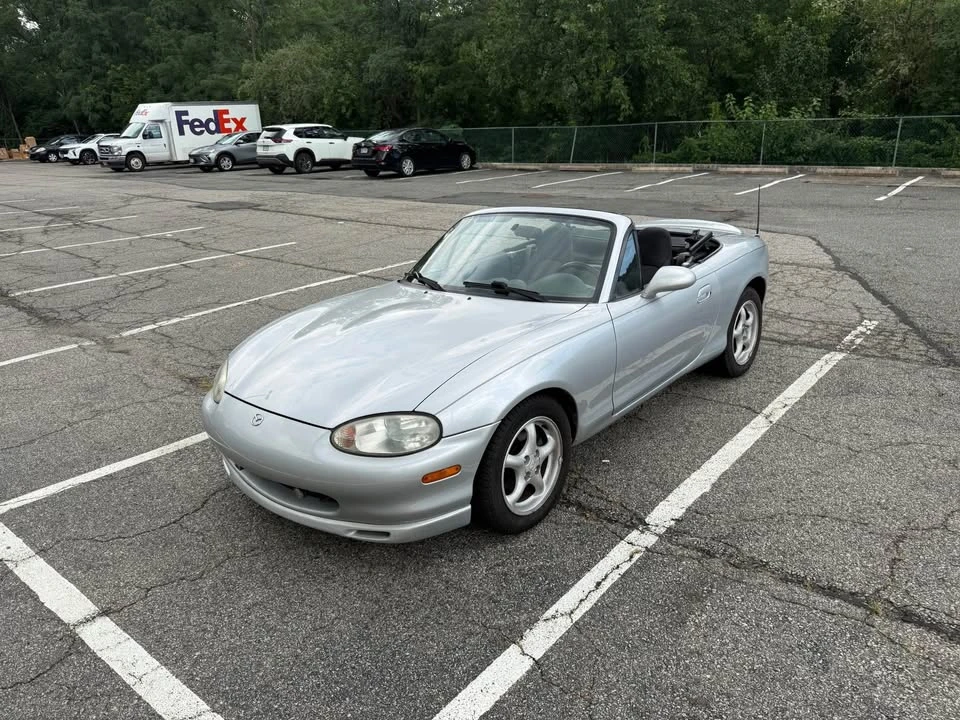 1999 Mazda NB MX-5 Miata - Image 9 of 19