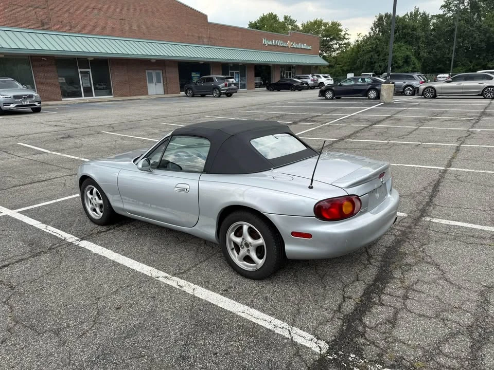 1999 Mazda NB MX-5 Miata - Image 2 of 19