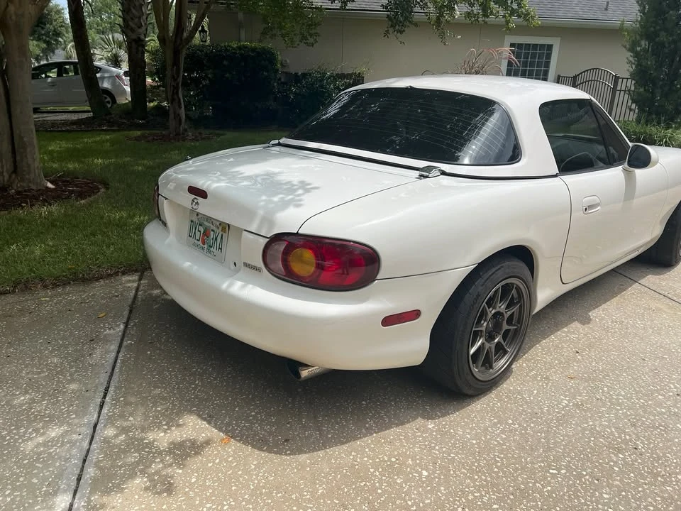 1999 Mazda NB MX-5 Miata - Image 3 of 8