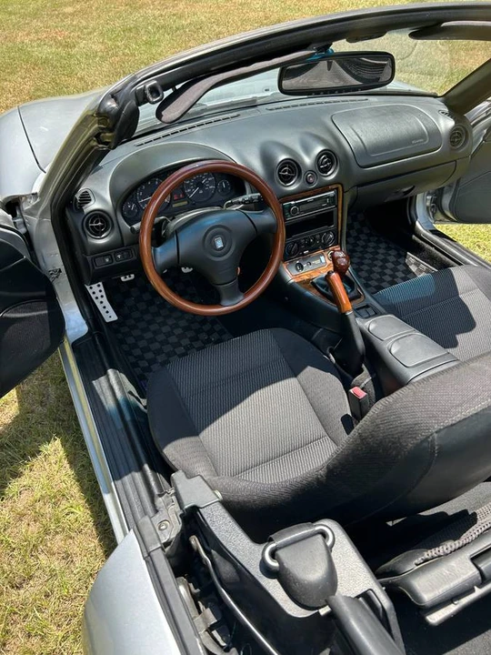 1999 Mazda NB MX-5 Miata - Image 4 of 7