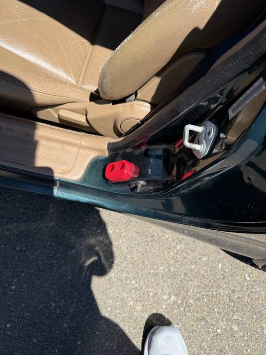 1999 Mazda NB MX-5 Miata - Image 11 of 16