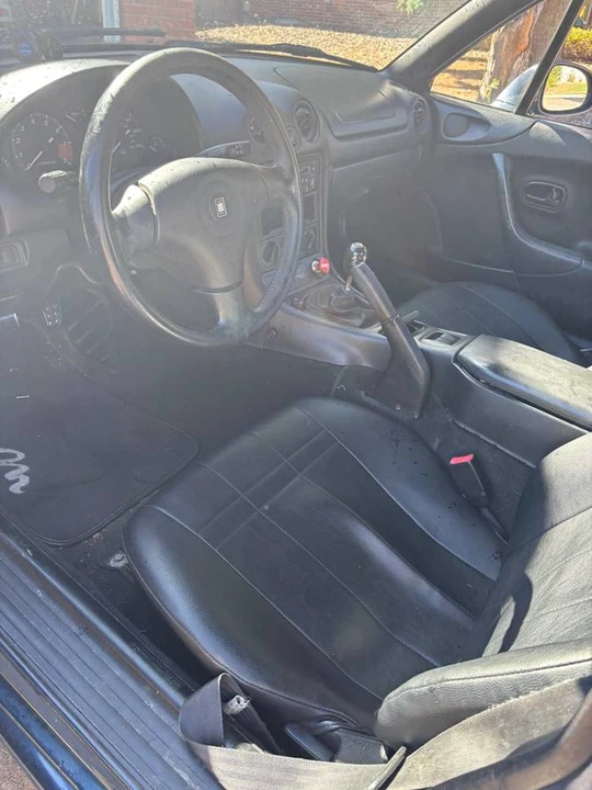 1999 Mazda NB MX-5 Miata - Image 10 of 12