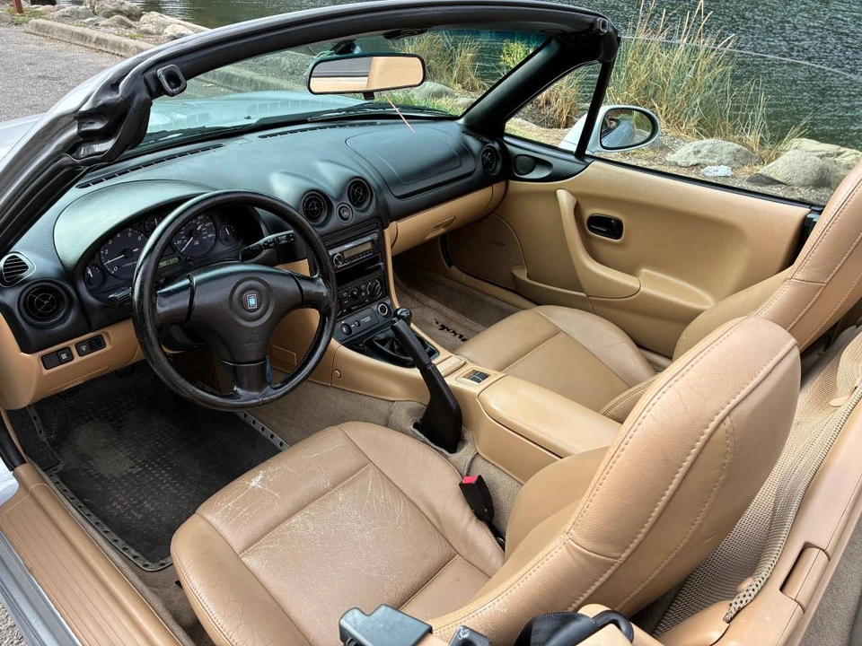 1999 Mazda NB MX-5 Miata - Image 11 of 13